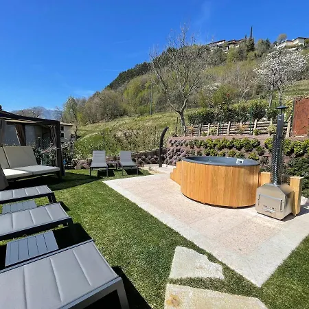 Dom wakacyjny Borgo Cantagallo Casa Olivia 2 *