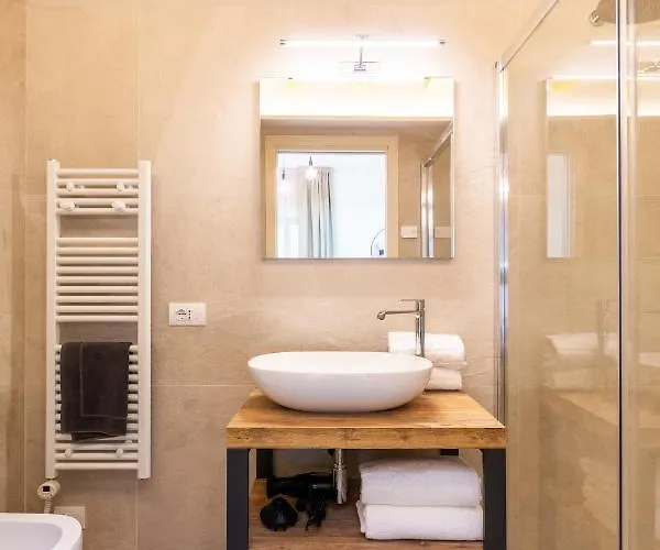 Casa de Férias Borgo Cantagallo Casa Olivia 2 *