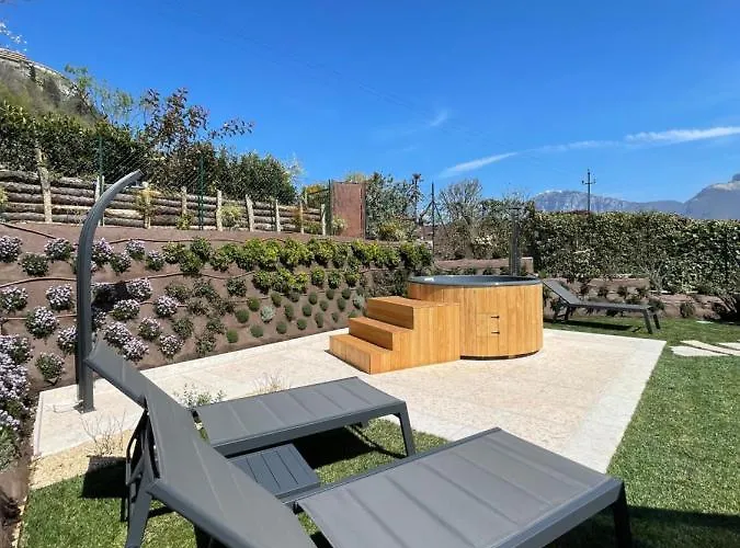 Borgo Cantagallo Casa Olivia 2 * Tremosine